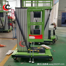 昆明龍宇電動升降機械產品定制 12米高空作業(yè)車與登車橋的專業(yè)解決方案